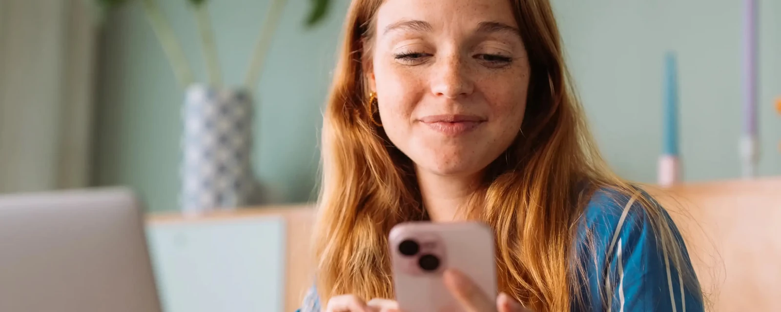 Screens from Peaks, the Rabobank round-up investing app.